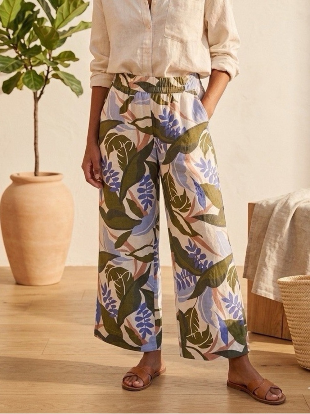 NWOT Tahari Women's 100% Linen Wide Leg Cropped Pants, XL, Leaf Pattern